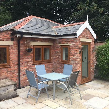 The Old Vicarage Lodge Manchester Zewnętrze zdjęcie